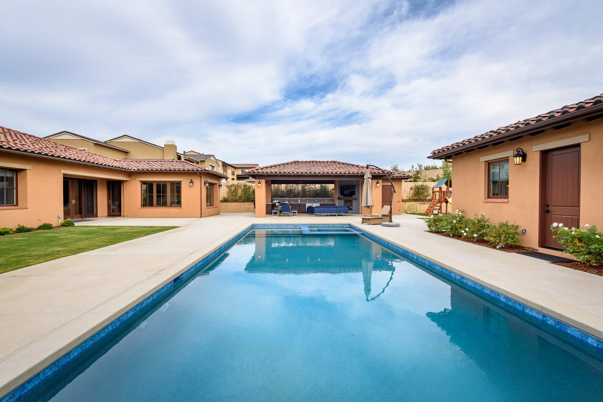 outdoor casita la jolla woolsey construction adu