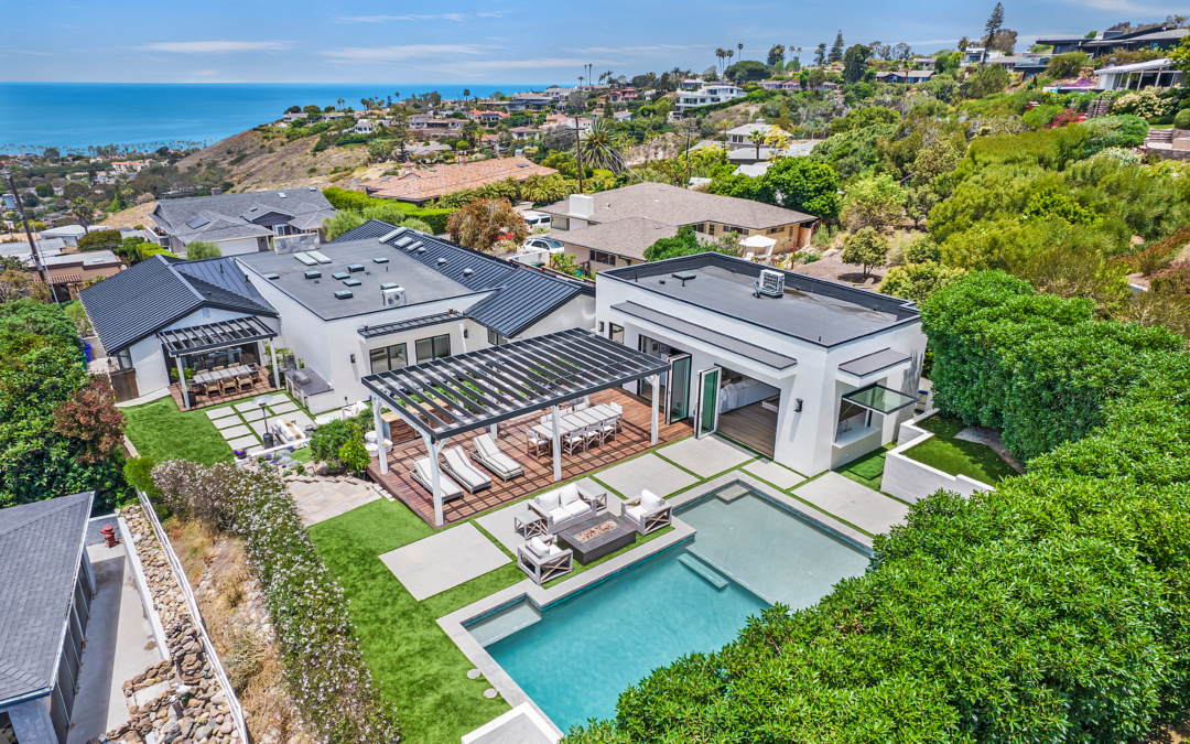 La Jolla Coastal Outdoor Living Woolsey Construction